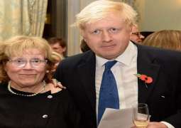 وفاة والدة رئیس وزراء بریطانیا عن عمر ناھز 79 عاما
