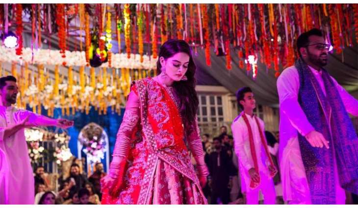 Minal Khan enjoys every moment of her wedding festivities