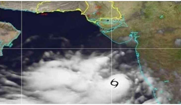 Tropical cyclone may cause torrential rains, squally winds, warns PMD