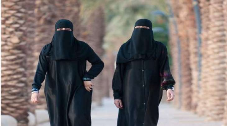 جامعة سعودیة تقرر بالزام الطالبات بالحجاب و منع قص الشعر