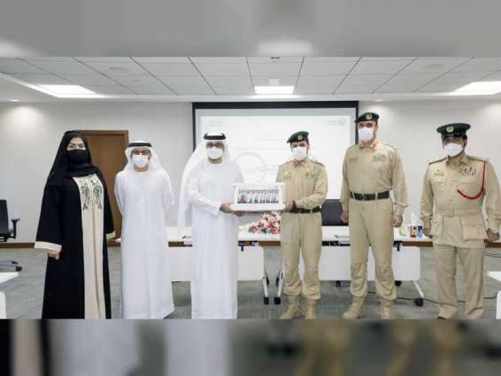 شرطة دبي و" محمد بن راشد لتنمية المشاريع" تتعاونان لتأهيل نزلاء المؤسسات العقابية