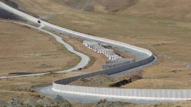 Turkey to Extend Fence at Iran's Border to Stem Afghan Refugee Flow