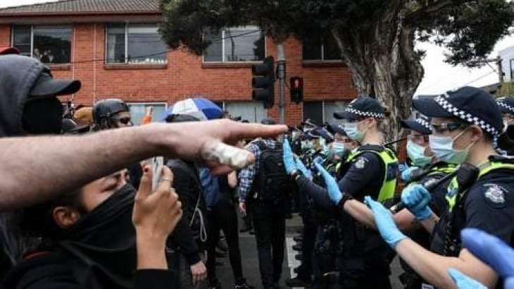 Australia's Victoria Police Arrest Over 200 Anti-Lockdown Protesters in Melbourne