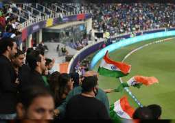 منصور بن محمد يشهد قمة الهند و باكستان للكريكت على ملاعب مدينة دبي الرياضية