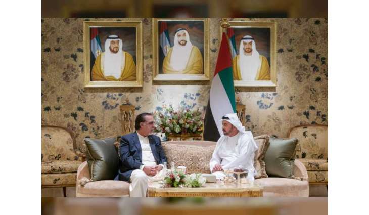 حمدان بن زايد يستقبل حاكم إقليم السند