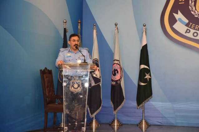 Seminar held to sensitize policemen about human rights