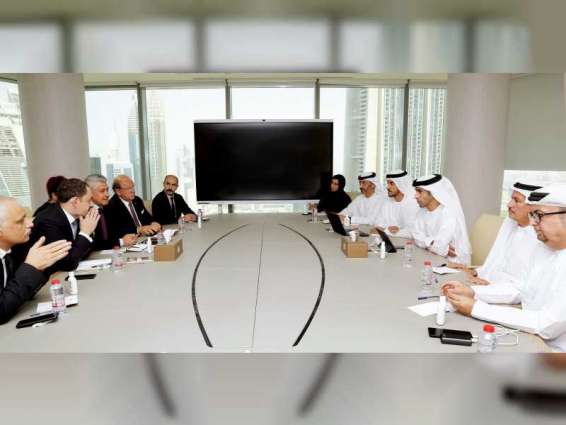 الإمارات وتركيا تبحثان تعزيز التعاون الاقتصادي