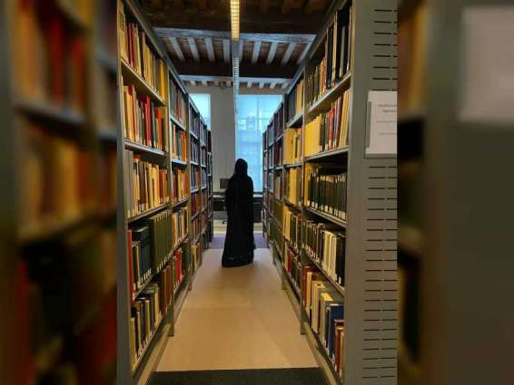 شما بنت محمد آل نهيان تطلع على التجارب المعرفية في جامعة أمستردام