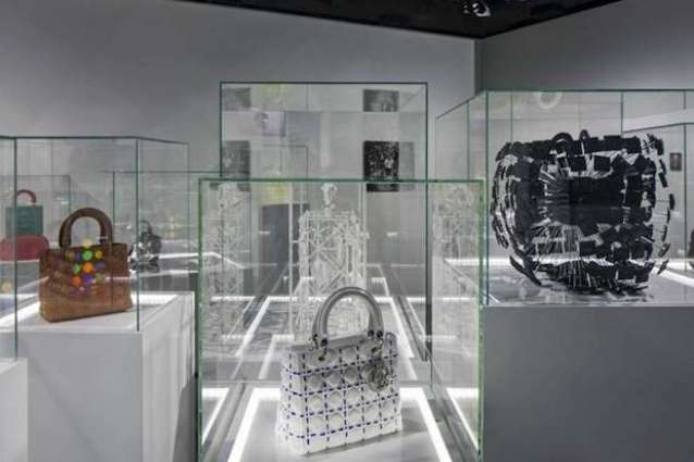 Exhibition Dedicated to Iconic Lady Dior Bag Opens in Moscow's Ruarts Foundation