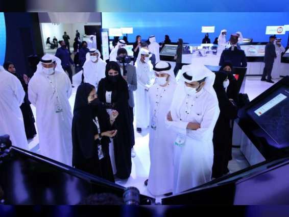 جناح حكومة أبوظبي يشهد إطلاق مشاريع رقمية مبتكرة وتوقيع اتفاقيات جديدة خلال "جيتكس 2021"
