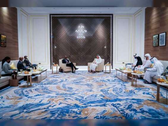 Abdullah bin Zayed receives Malawi's Foreign Minister at Expo 2020 Dubai