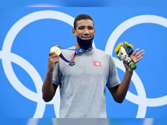 التونسي أحمد حفناوي صاحب ذهبية طوكيو يشارك في بطولة العالم للسباحة بأبوظبي