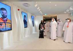 سيف بن زايد يزور جناح سلطنة عمان في إكسبو 2020 دبي