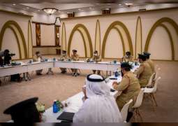 قائد شرطة دبي يطلع على سير العمل في قطاع شؤون الأكاديمية والتدريب