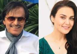 Sanjay Khan apologizes from Preity Zinta for not recognizing her on flight to Dubai