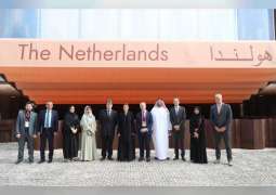 مريم المهيري تطلع على أبرز المشاريع الداعمة للاستدامة في جناح هولندا بـ "إكسبو 2020"