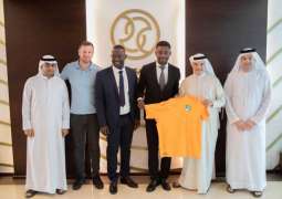 سالومون كالو يزور مجلس دبي الرياضي ويبحث سبل الاستثمار