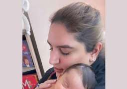Bakhtawar's photo with newly born son depicts serenity
