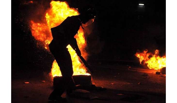 Steel Workers Building Barricades, Burning Tires in Spain on 2nd Day of Strike - Reports