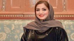 شاھد : زوجة سلطان عمان تلتفت الأنظار فی حفل تدشین منتج المرأة الریفیة