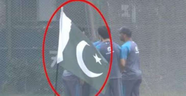 Bangladeshi minister angry over Pakistan’s team displaying its national flag
