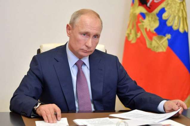 Putin Says Diplomacy Must Resist EU, US Attempts to Dictate Climate Agenda
