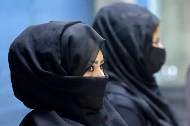 Taliban govt asks female journalists to wear hijab
