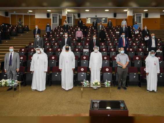 جامعة الإمارات تكرم أعضاء هيئة التدريس أصحاب الأبحاث عالمية التأثير