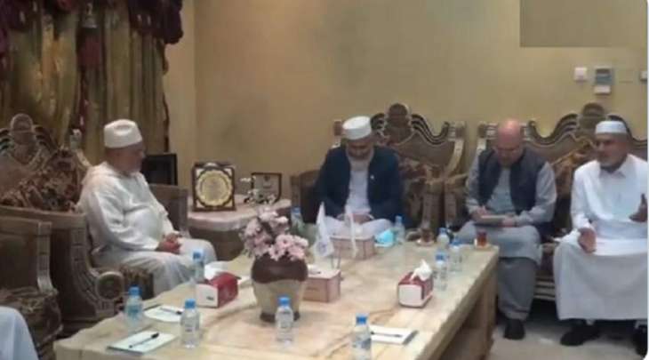 أمیر الجماعة الاسلامیة بباکستان یجتمع برئیس الاتحاد العالمي لعلماء المسلمین خلال زیارتہ لدولة القطر