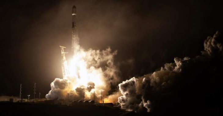 Falcon 9 Rocket Piece Flies Over 5 Km Away From ISS - Roscosmos