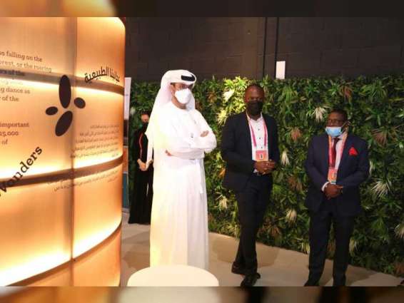 سلطان الجابر يزور أجنحة الكونغو الديمقراطية وكازاخستان ونيوزيلندا في إكسبو 2020 دبي