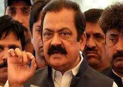 Rana Sana says incompetent group is heading the country towards destruction