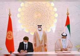 مكتوم بن محمد يستقبل رئيس وزراء قرغيزستان في إكسبو 2020 دبي 