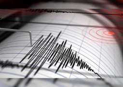زلزال بقوة 7.5 درجة يضرب شرقي إندونيسيا .. وتحذيرات من "تسونامي" 
