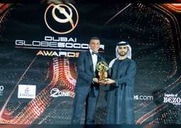 منصور بن محمد يتوّج نجوم العالم الفائزين بجوائز دبي جلوب سوكر 2021