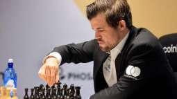 Carlsen Defeats Nepomniachtchi, Remains World Chess Champion