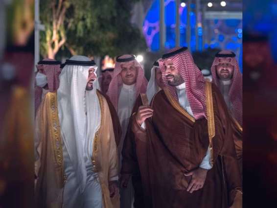 محمد بن سلمان يزور جناجي السعودية والإمارات في إكسبو 2020 دبي