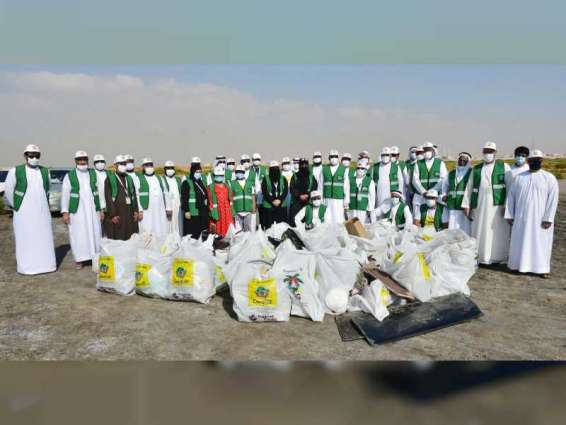 General Authority of Islamic Affairs participate in ‘Clean Up UAE’ Campaign