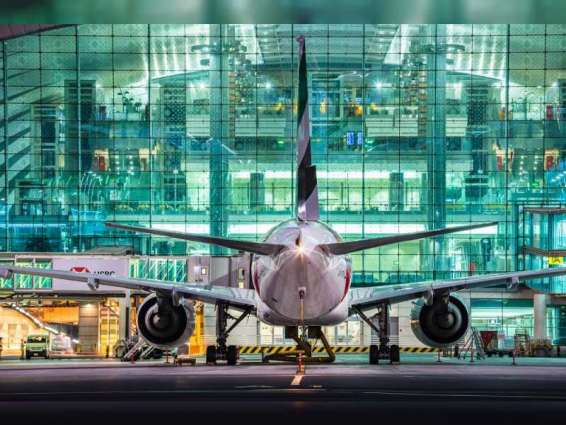 مطار دبي الدولي يعيد رفع الطاقة التشغيلية إلى نسبة 100% 