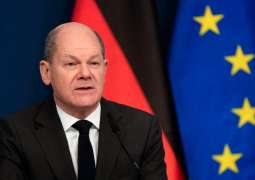 Scholz Says Target of Carbon Neutrality By 2045 'Monumental Task' For Germany