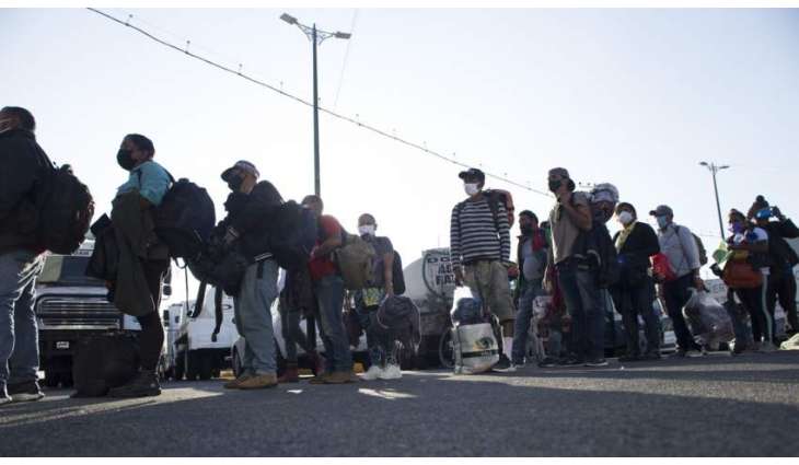 Mexican Authorities Detain First Caravan of Migrants in 2022