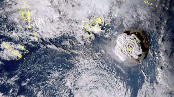 Over 100 Families Flee Samoan Coastline After Violent Volcanic Eruption in Tonga - Reports