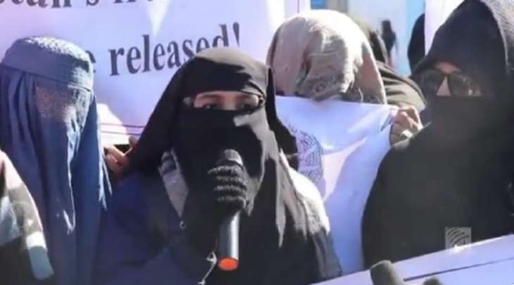 مظاھرات نسائیة للدفاع عن ارتداء النساء للحجاب فی أفغانستان