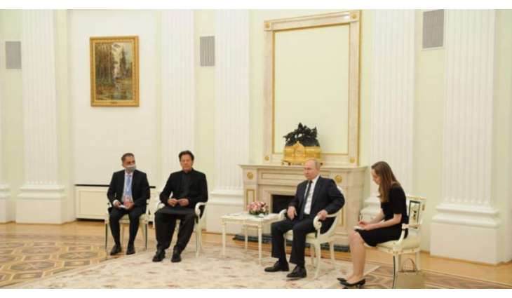 PM Imran meets Russian President Putin