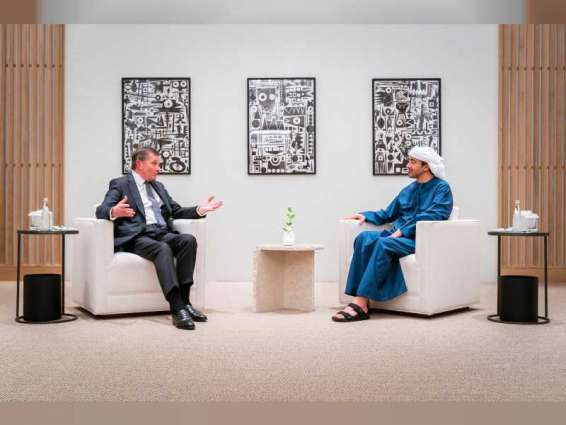 Abdullah bin Zayed receives delegation of UK-UAE All-Party Parliamentary Group