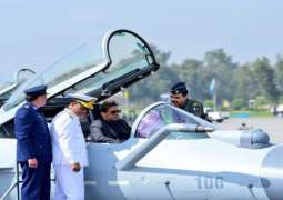 PM terms induction of J-10 C fighter jets to defense system as major addition