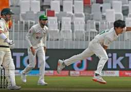 Unchanged Australia opt to bat, Pakistan bring in Naseem Shah for Faheem Ashraf