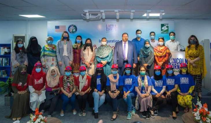 U.S. Embassy Opens Expanded Lincoln Corner At Fatima Jinnah Women University