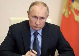 Putin Calls Belarus Suitable Platform for Negotiations Between Moscow and Kiev