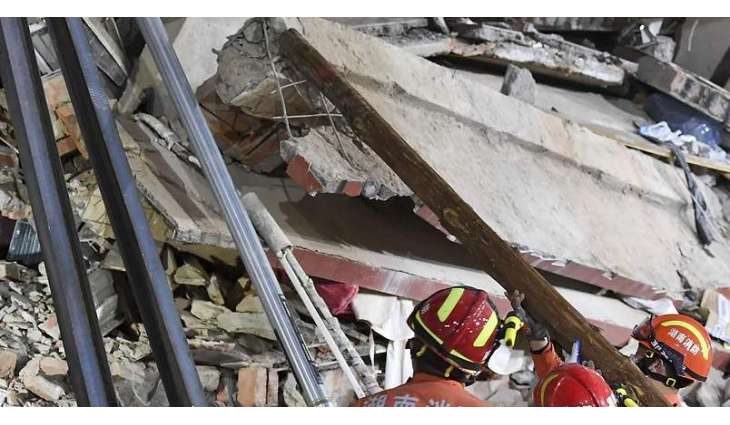 Over 20 Trapped, Almost 40 Missing in Building Collapse in China - Reports